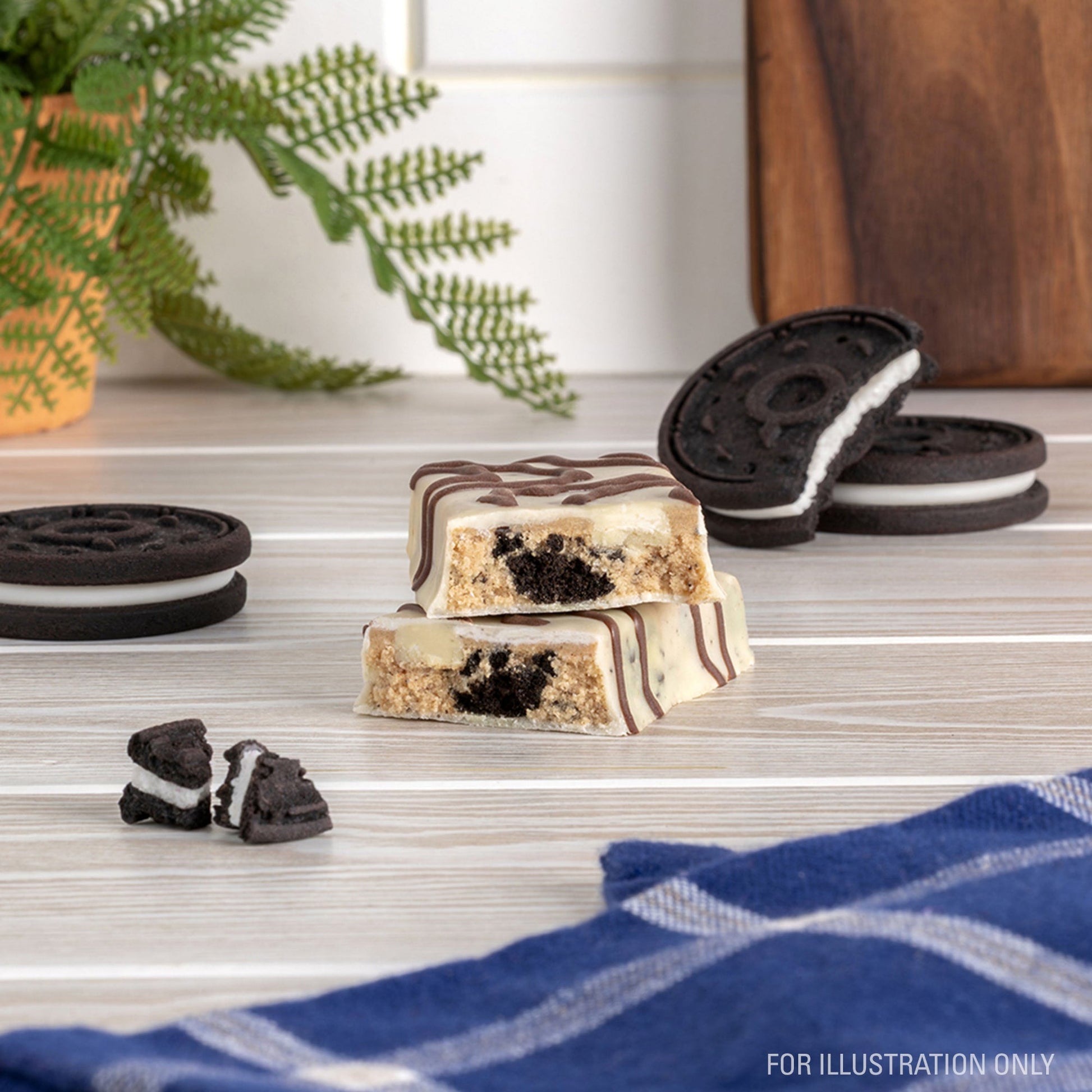 dipped-cookies-and-cream-protein-bars-q3 15807_QN_USA_ProteinBar_CAC_InterimAssetUpdate_Digital-Dipped-ProductCarouselSet_Tabletop1.jpg
