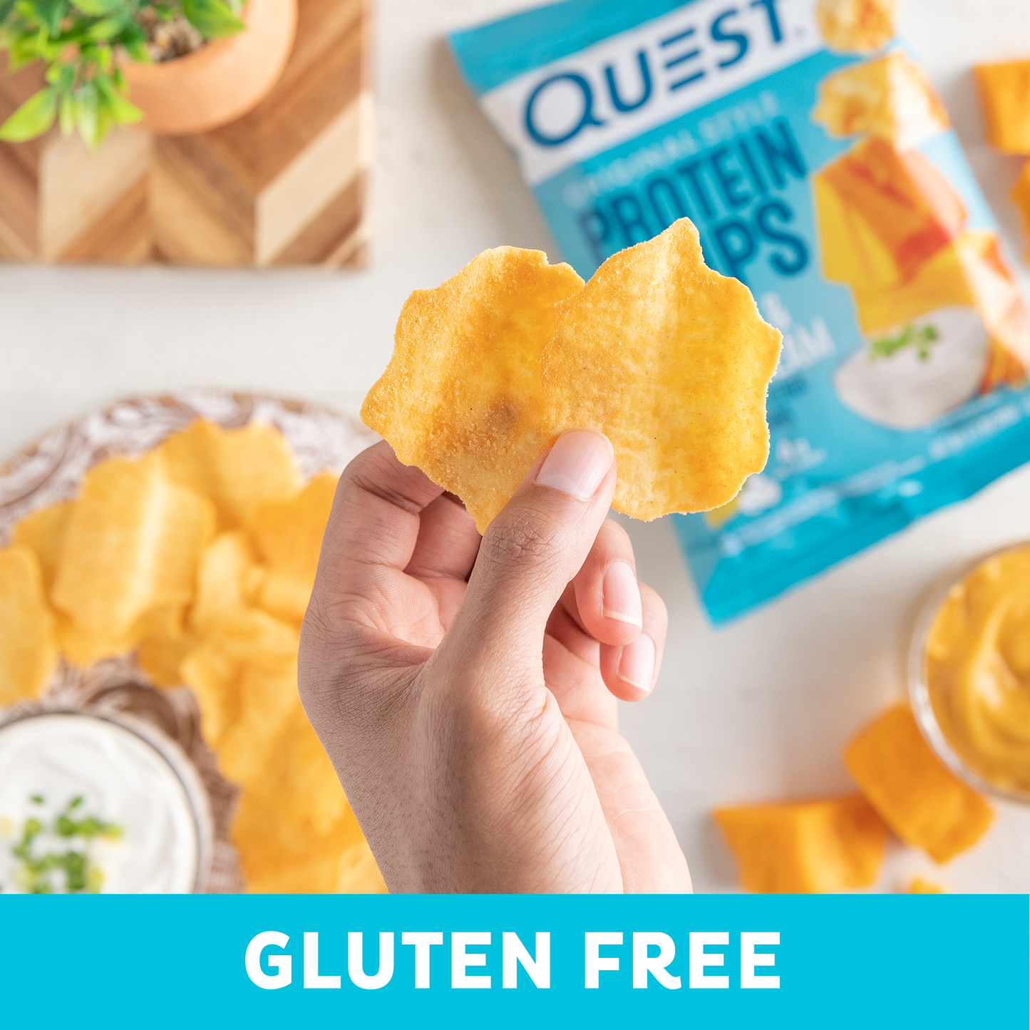 cheddar-and-sour-cream-original-style-protein-chips-a3 qst-000296_cheddar-_-sour-cream-original-style-protein-chips_7.2.png